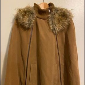 BCBGMAXAZRIA Women’s Cape Coat Size S